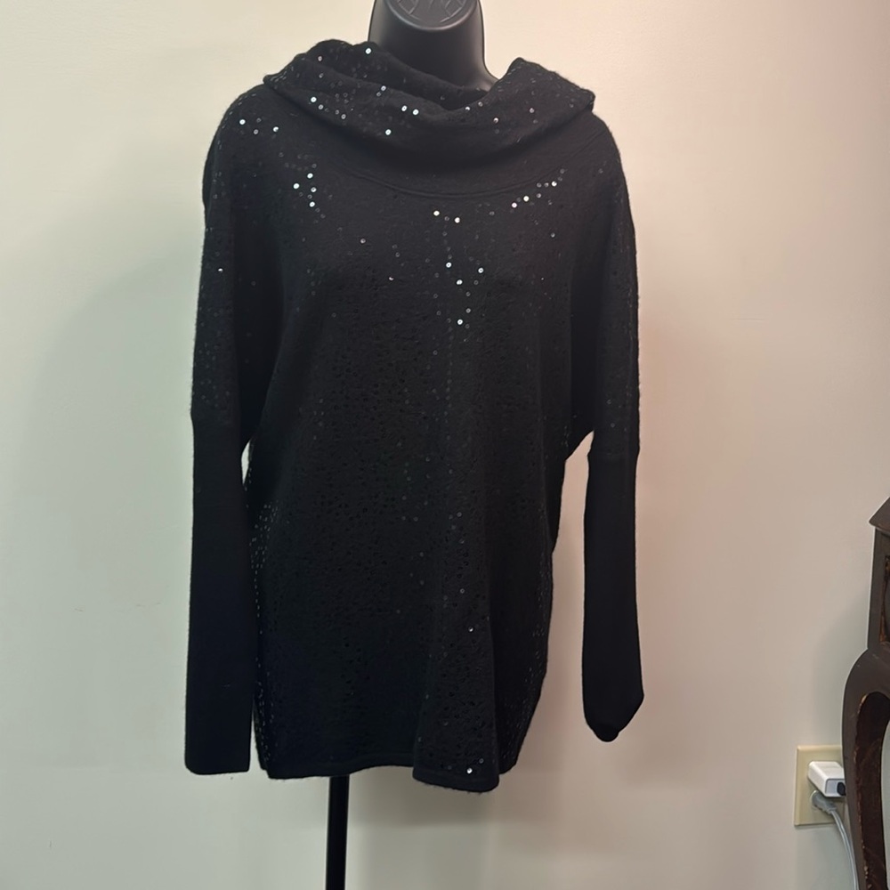 Beautiful black cashmere sweater small petite